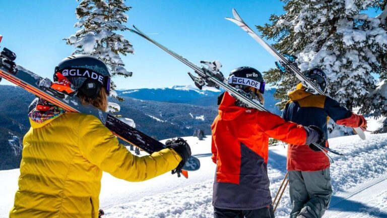 What Skiing Etiquette Should Beginners Know?