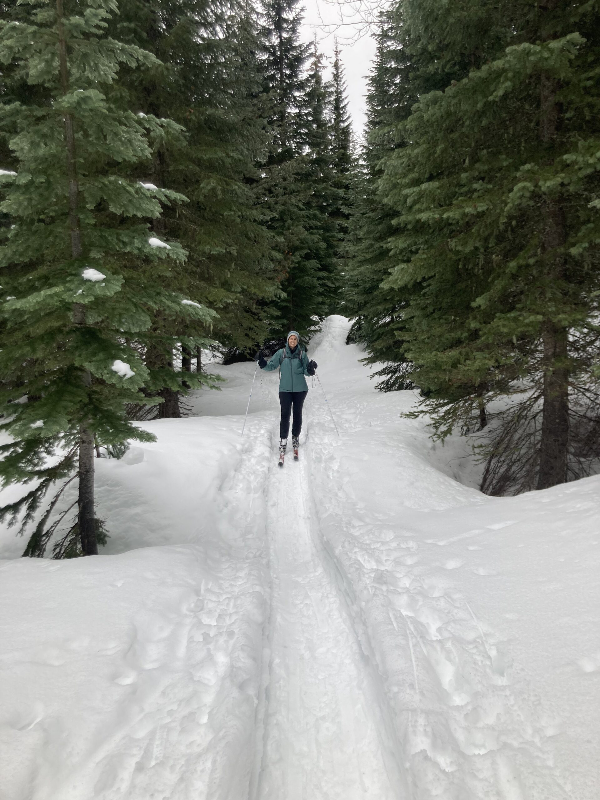 Women’s Ski Gear Is Finally Catching Up—But Which Women-Specific Features Actually Matter?