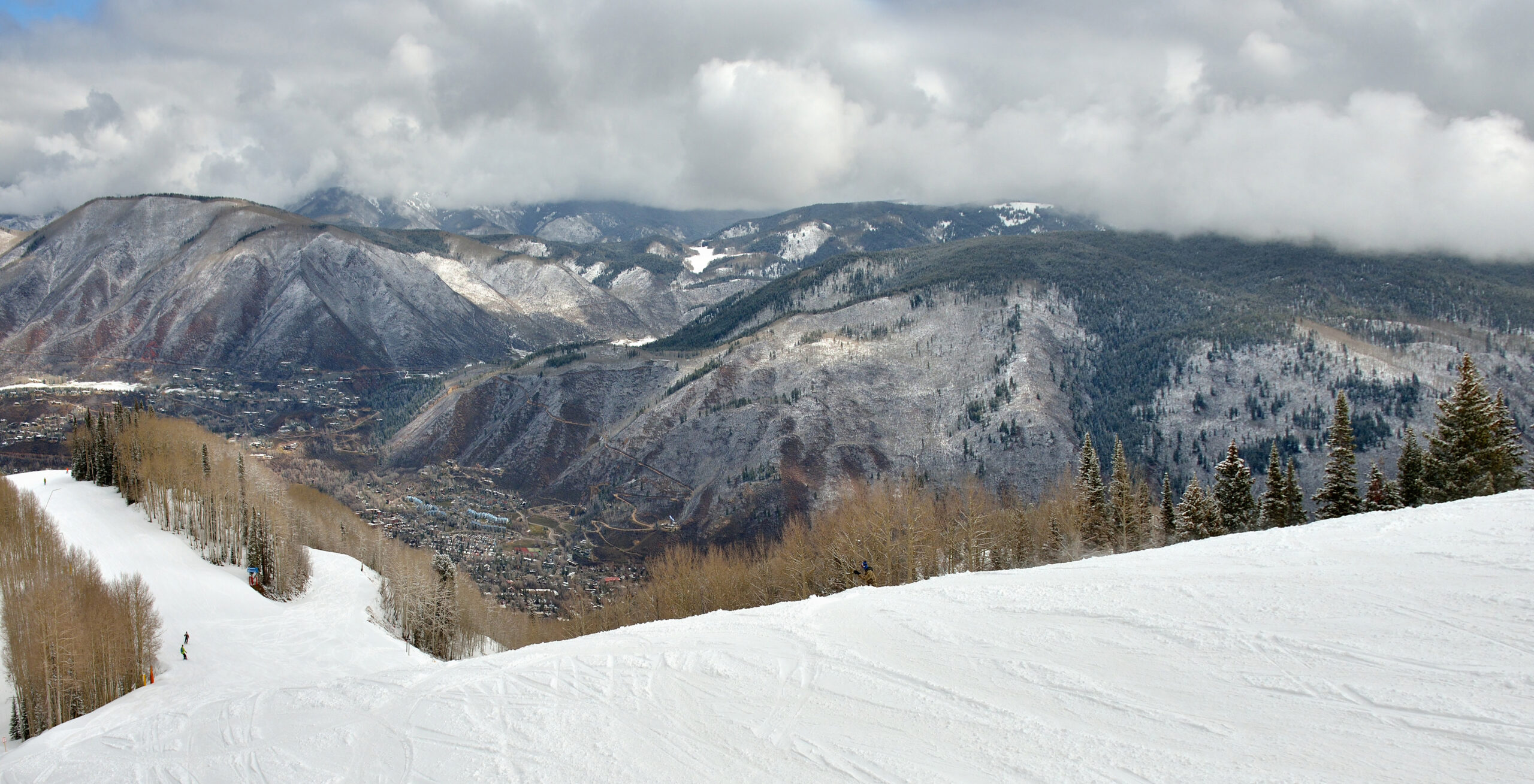 How to Read the Spring Freeze-Thaw Cycle for Better Skiing in 2026