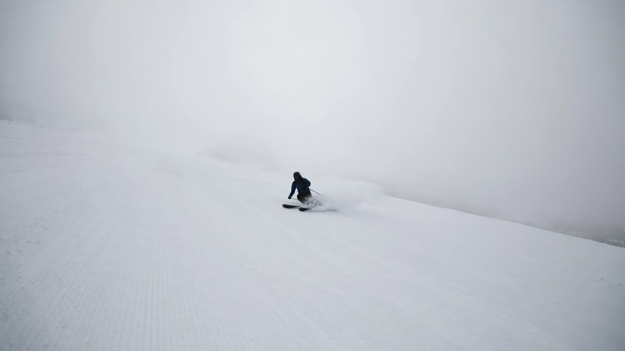 Flat Light Skiing: 5 Techniques for Low Visibility Days